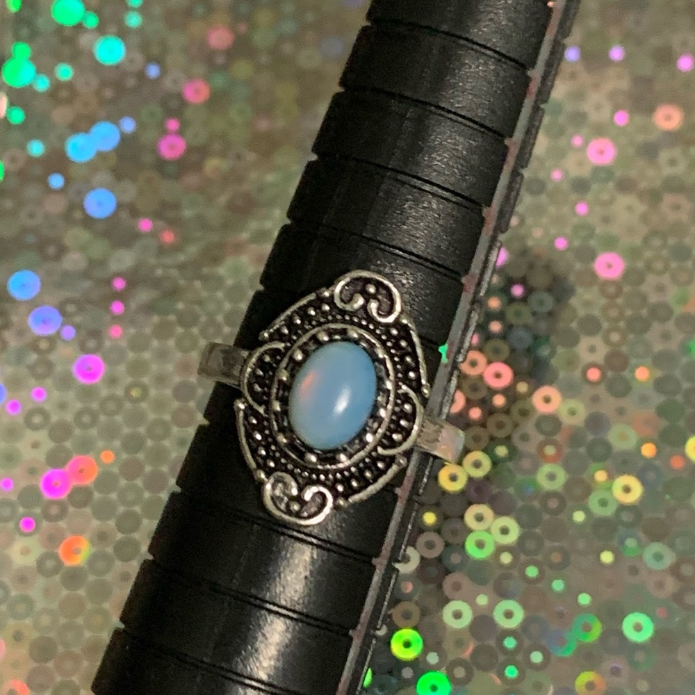Handmade Silver Ring with light blue Stone - Picture 2 of 3